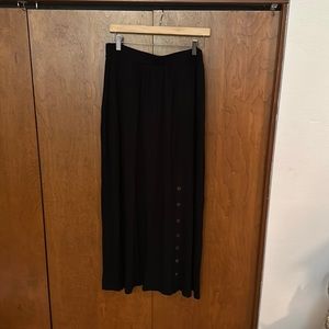 Harper Maxi knit black skirt with button detail, no back slit